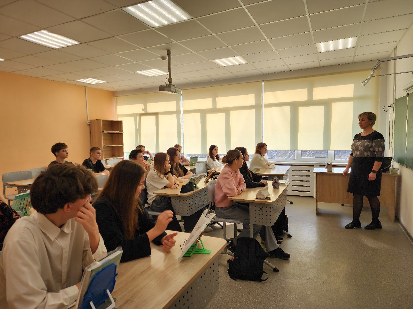 обухово, образование, школа, педагог, социальные выплаты,