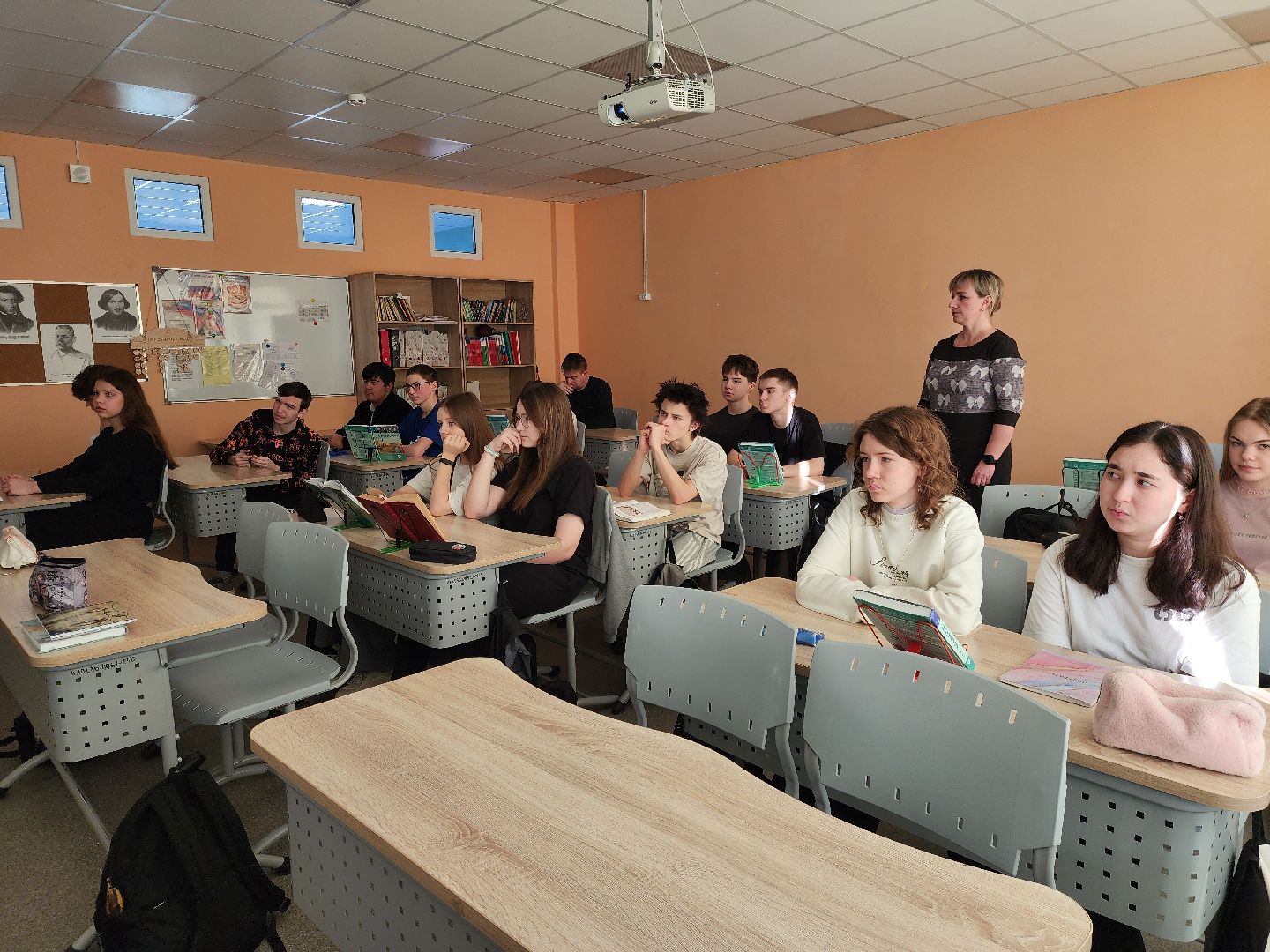 обухово, образование, школа, педагог, социальные выплаты,