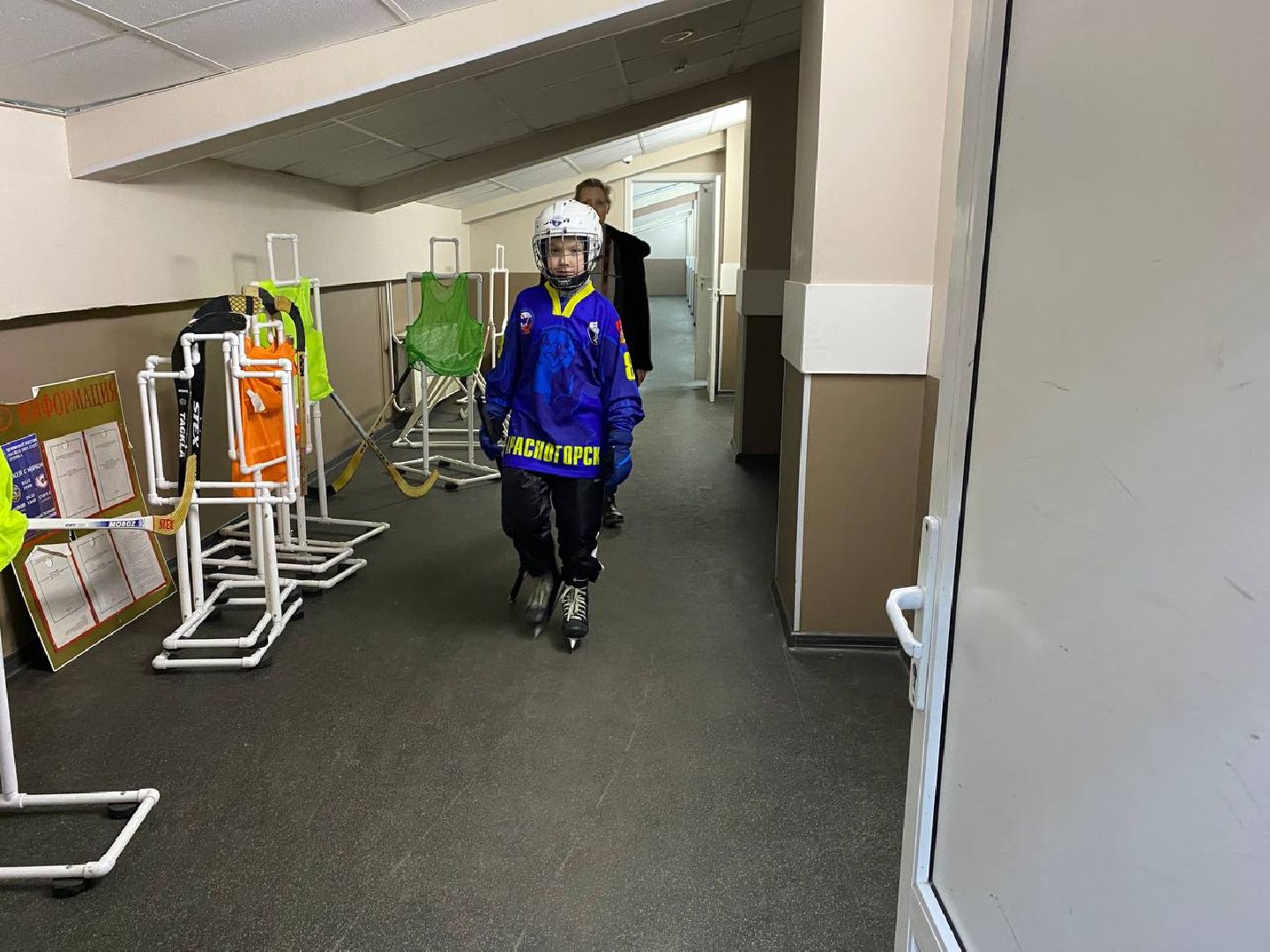 хоккейсмячом, горизонталки, зоркий,