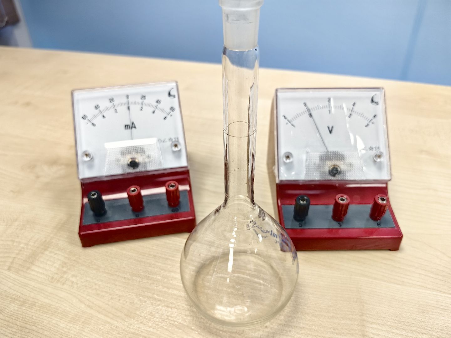 педагог, компенсация за аренду жилья, школа, физика,