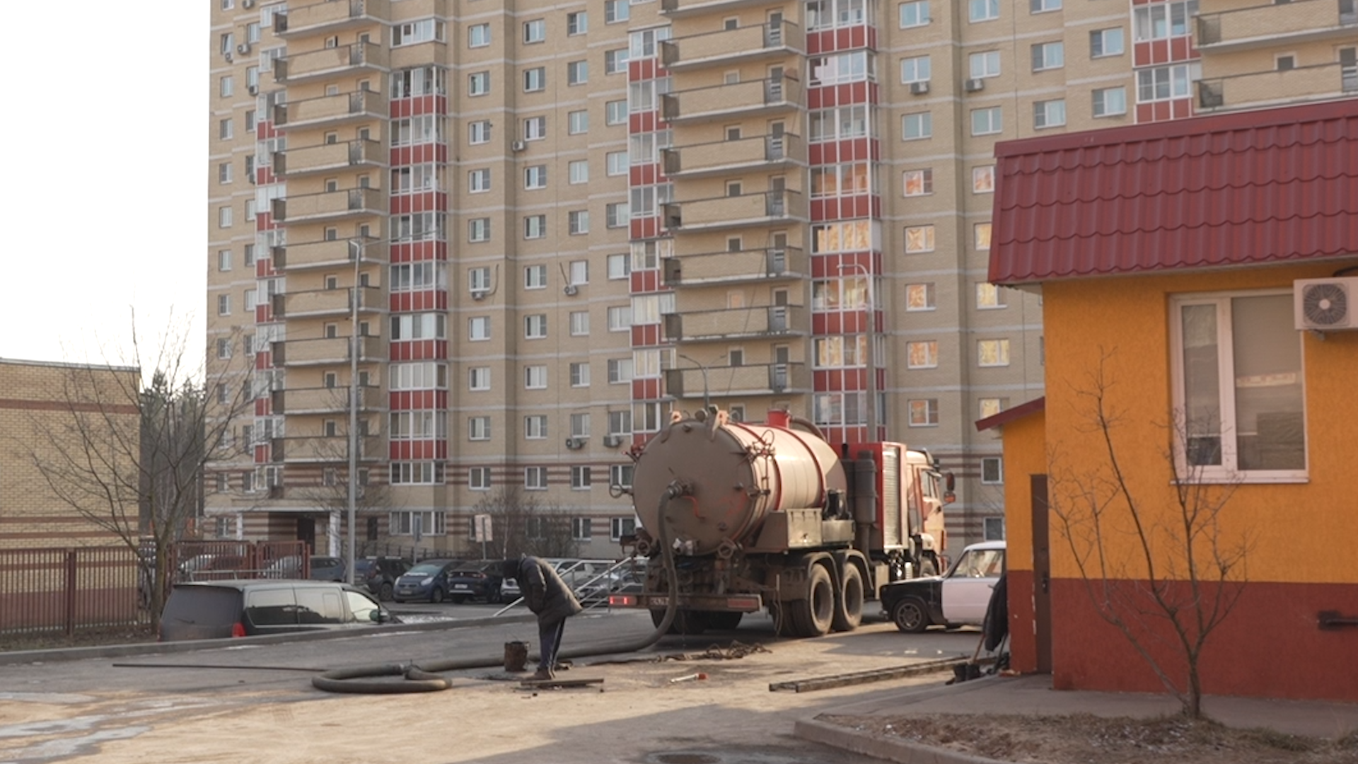 ливневка, коммунальные службы Власиха, вертикалки, ливневая канализация, засор канализации,