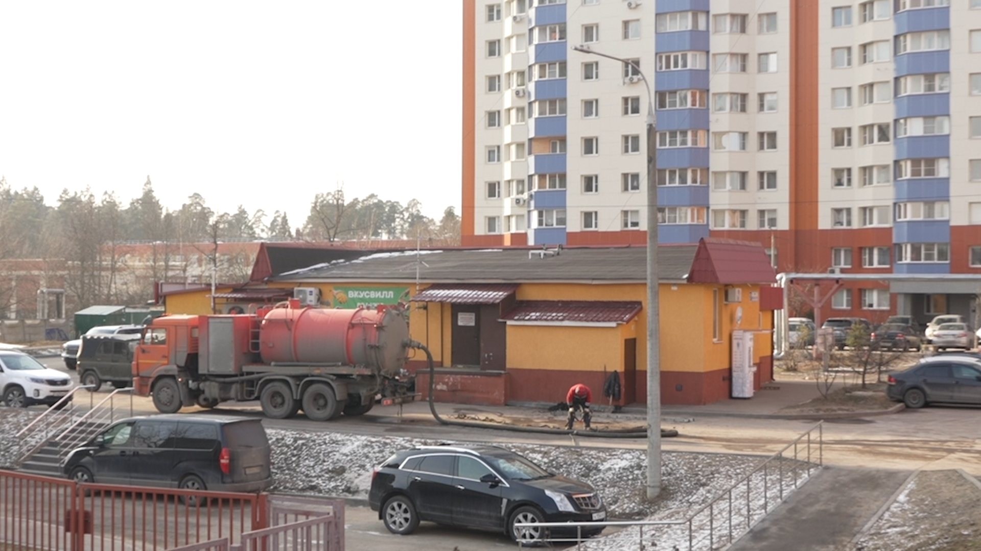 ливневка, коммунальные службы Власиха, вертикалки, ливневая канализация, засор канализации,