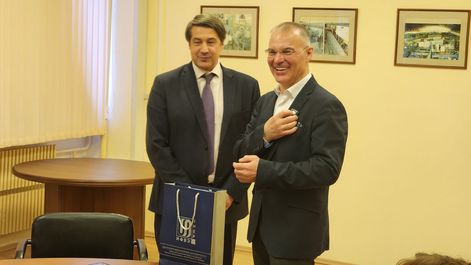 ифвэ, протвино, наука,