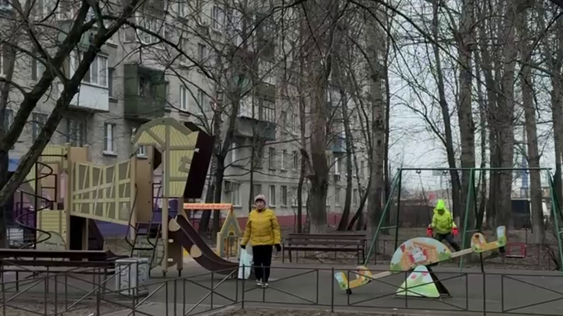 реутов, вертикалки, освещение, детская площадка,