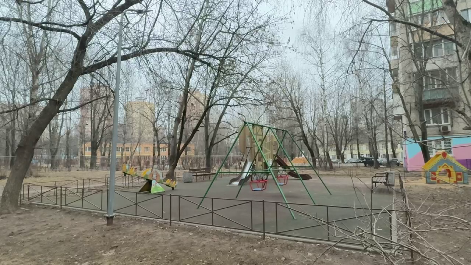 реутов, вертикалки, освещение, детская площадка,