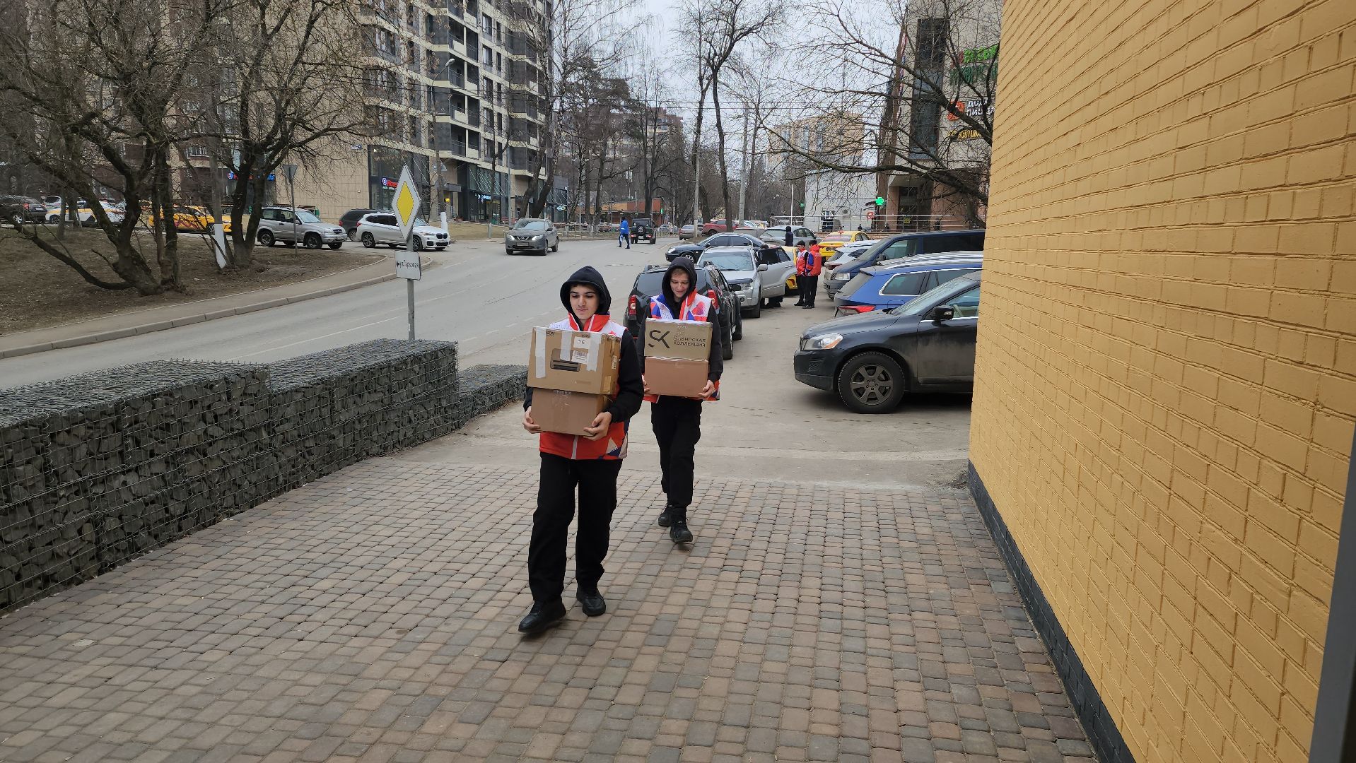 вертикалки, сво, гуманирная помощь, красногорск, волонтеры подмосковья,