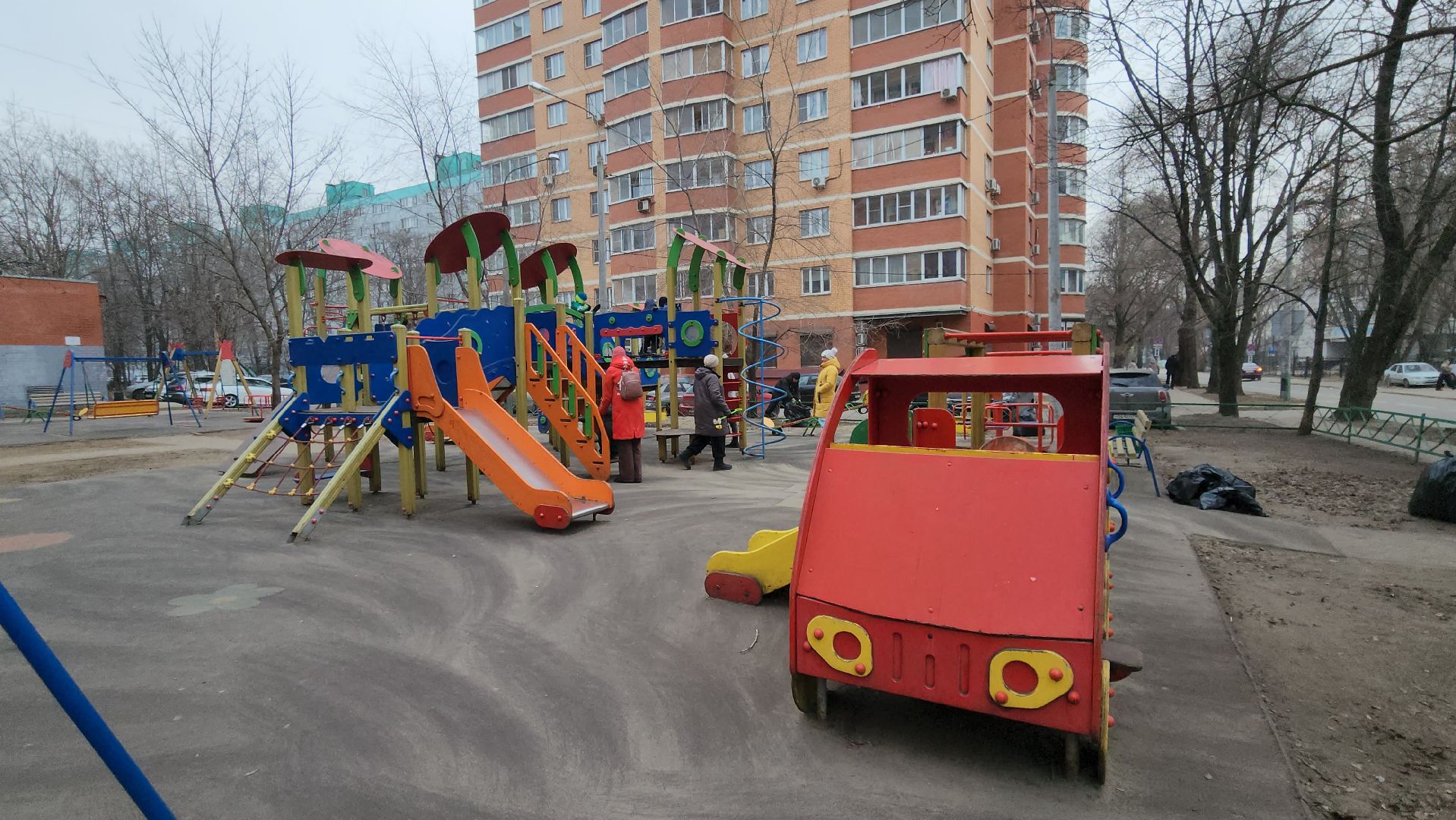 люберцы, управляющая компания, многоквартирные дома, уборка, покраска лавочек, вертикалки,