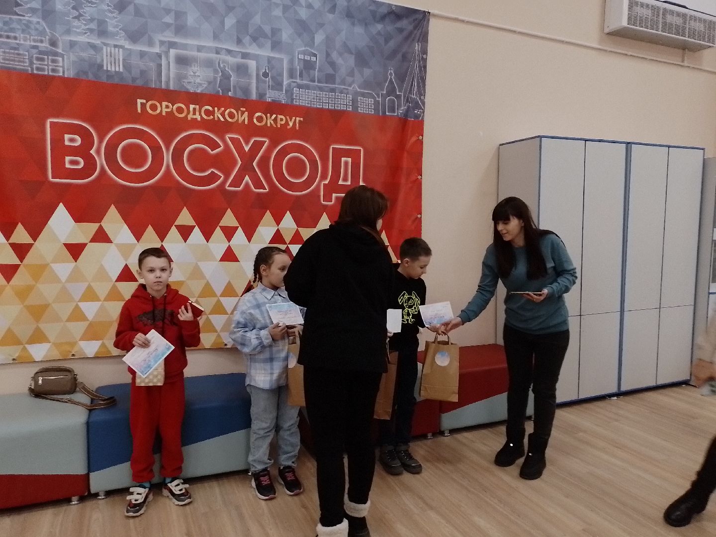 зима в восходе, конкурс, рисунок, дети, вертикалки, городской округ восход,