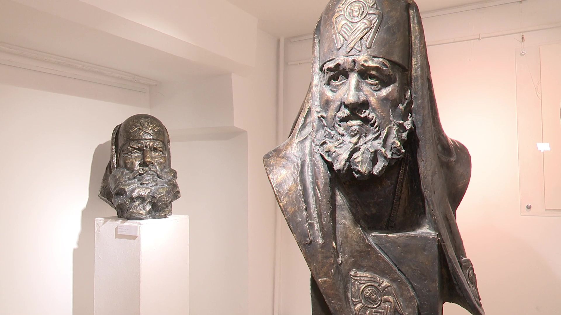 реутов, вертикалки,выставка, музей, скульптуры, виталий казанский,патриарх кирилл,