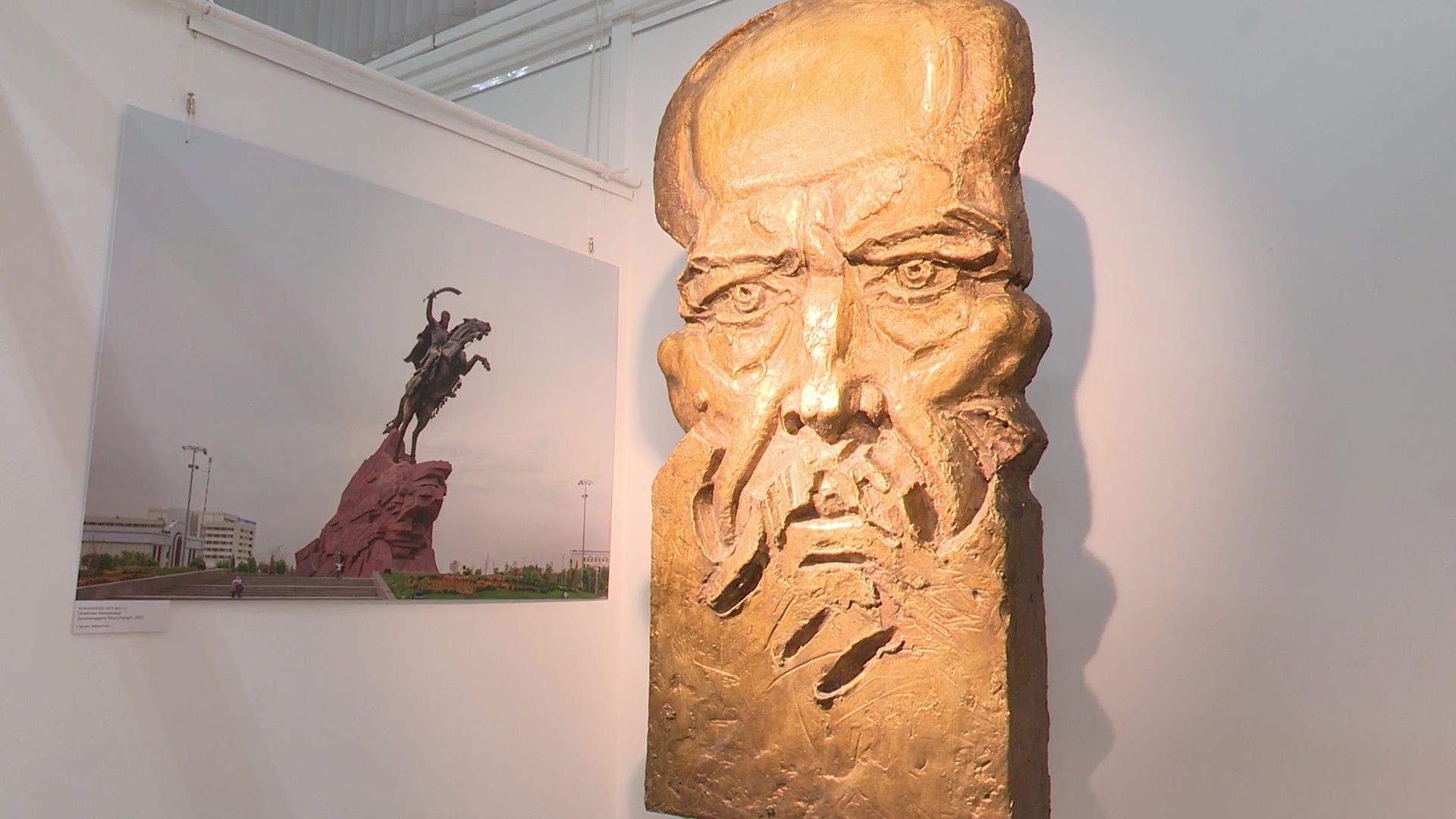 реутов, вертикалки,выставка, музей, скульптуры, виталий казанский,патриарх кирилл,