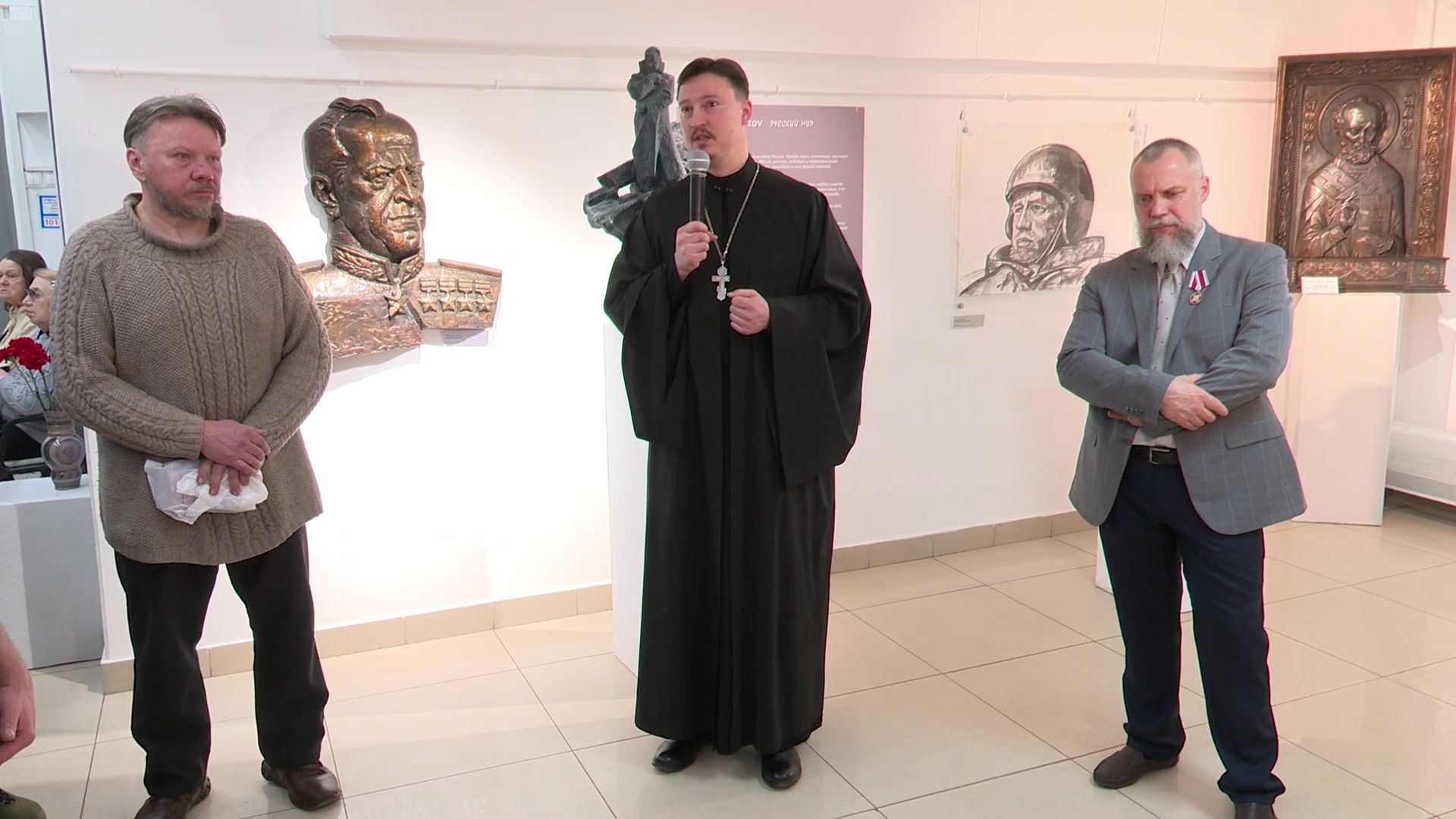 реутов, вертикалки,выставка, музей, скульптуры, виталий казанский,патриарх кирилл,