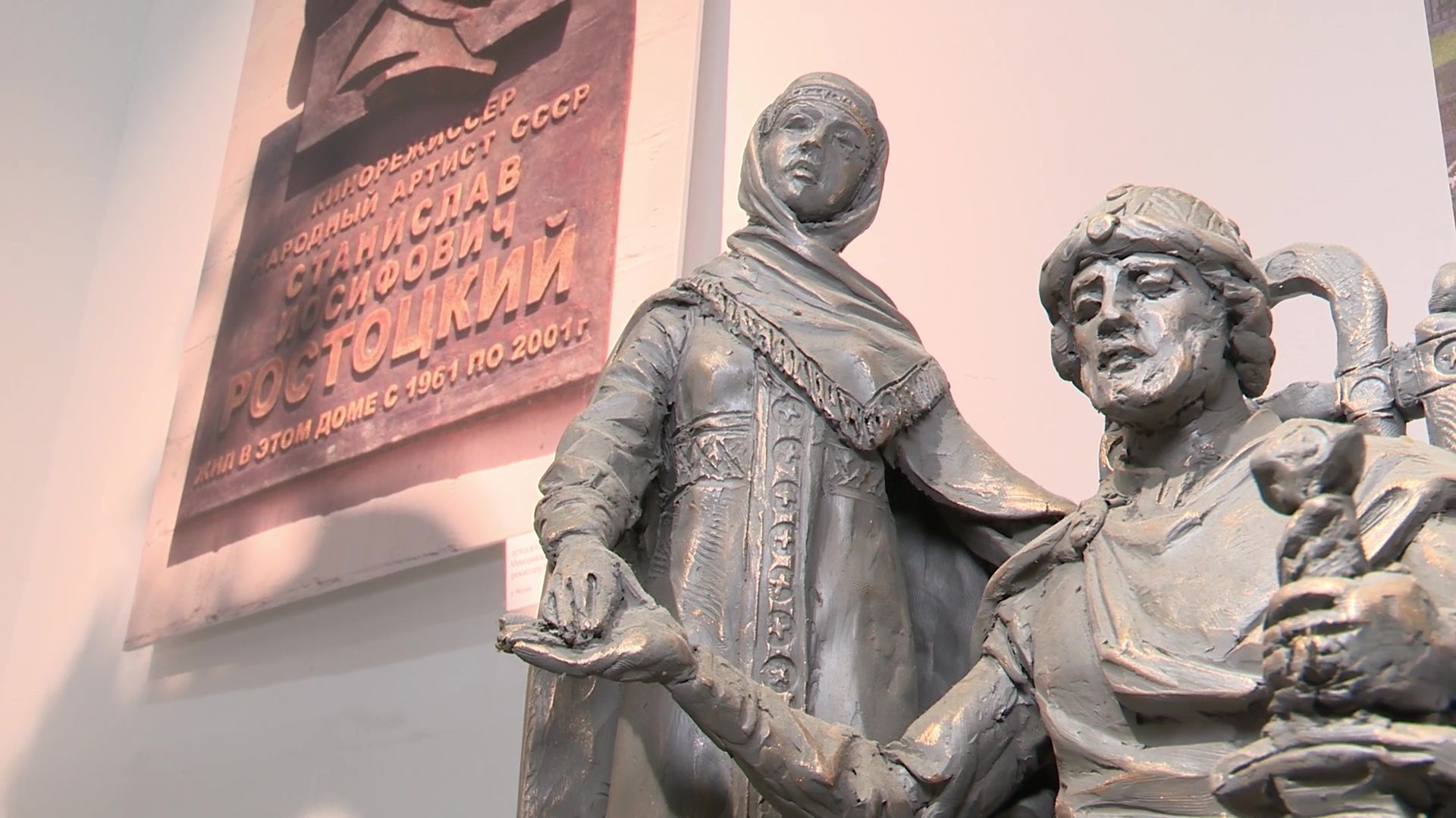 реутов, вертикалки,выставка, музей, скульптуры, виталий казанский,патриарх кирилл,