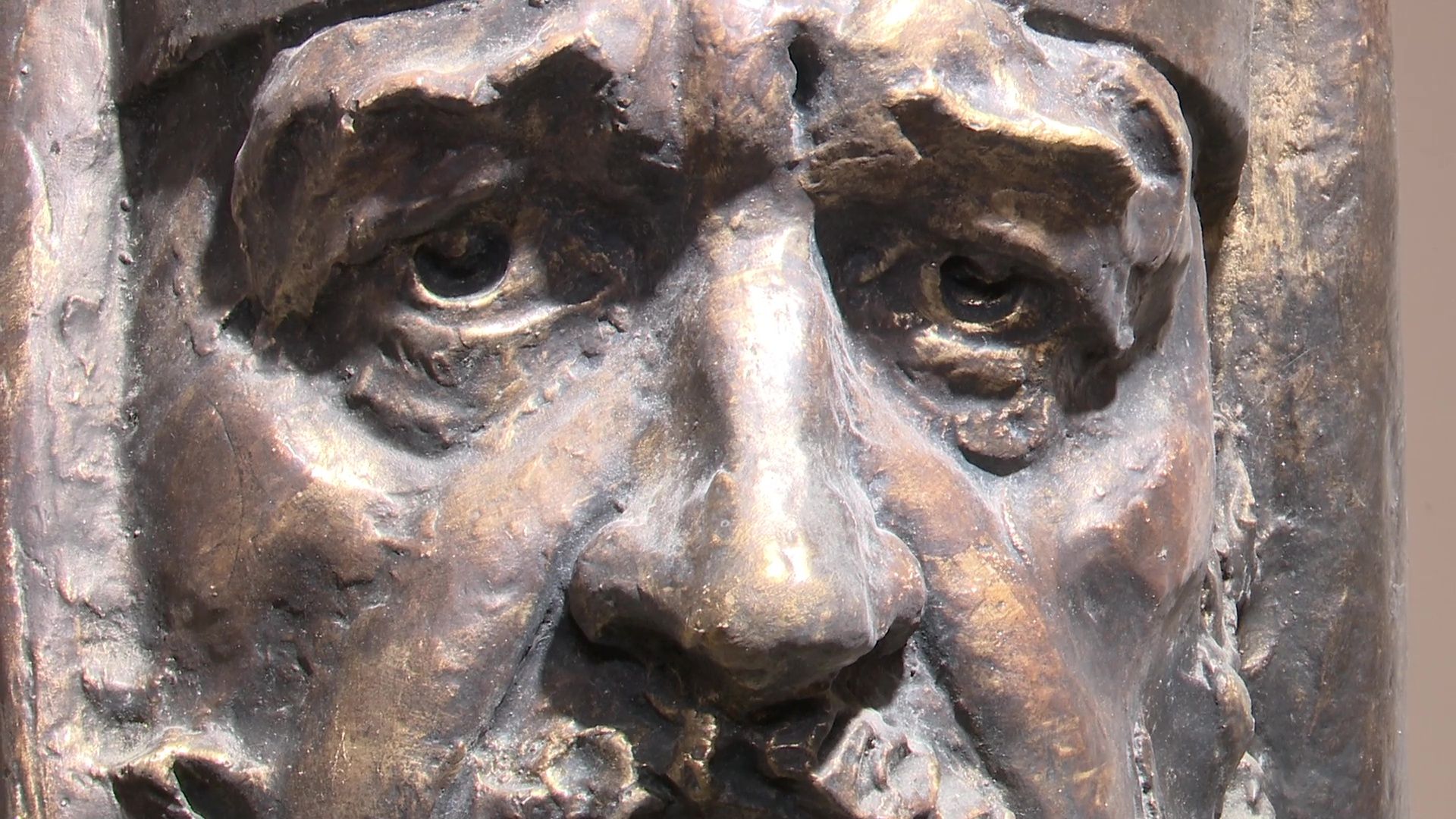 реутов, вертикалки,выставка, музей, скульптуры, виталий казанский,патриарх кирилл,