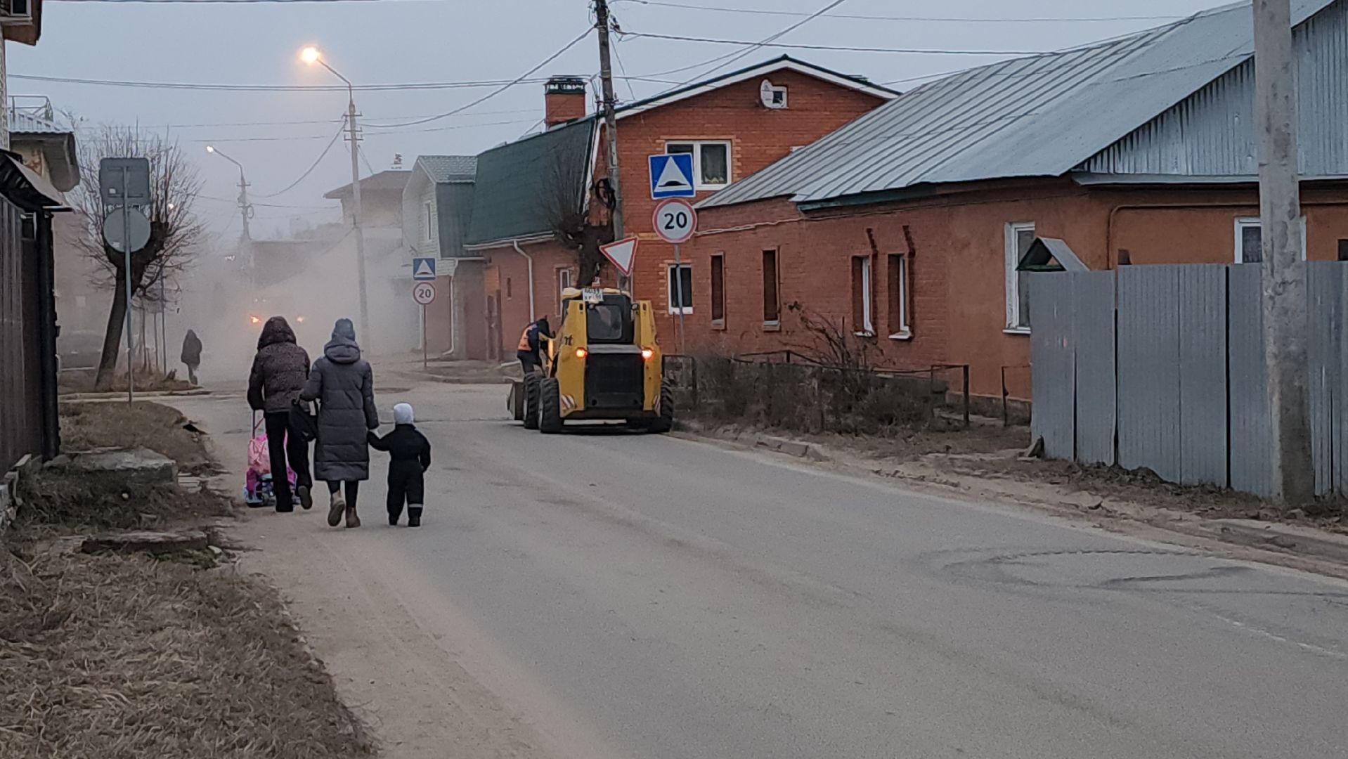 серухов, комбинат благоустройства, уборка дорог, улица энгельса, улица пролетарская, микрорайон занарье, вертикалки,