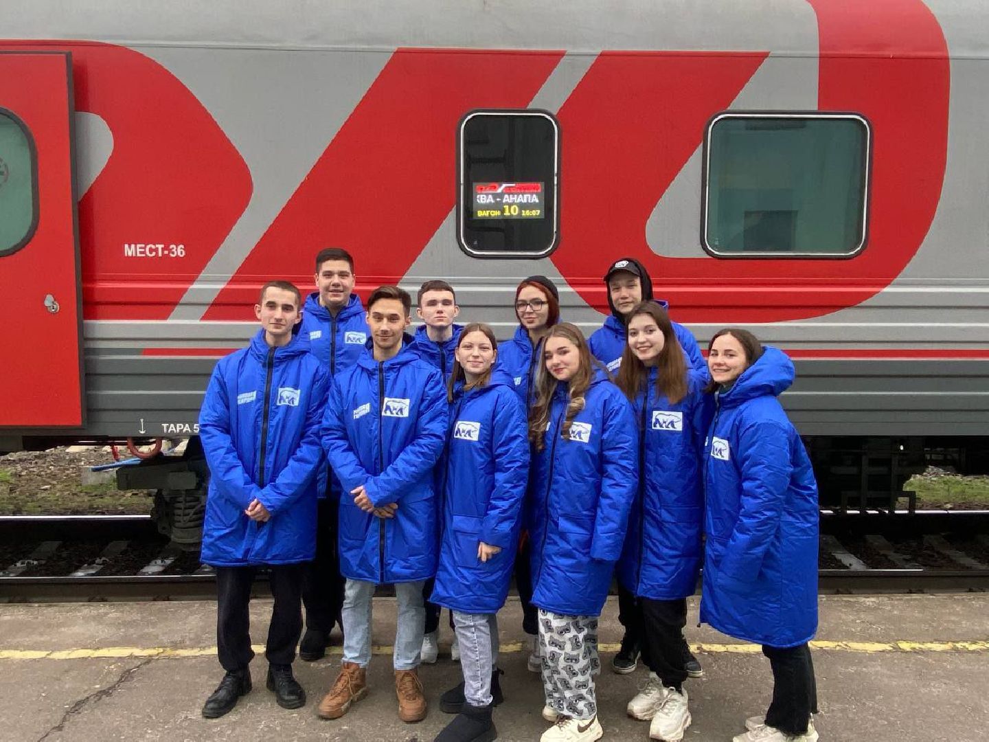 мгер, волонтеры, добровольцы, мо, домодедово, подмосковье, экогология, анапа, черное море, побережье, мазут, разлив топлива,