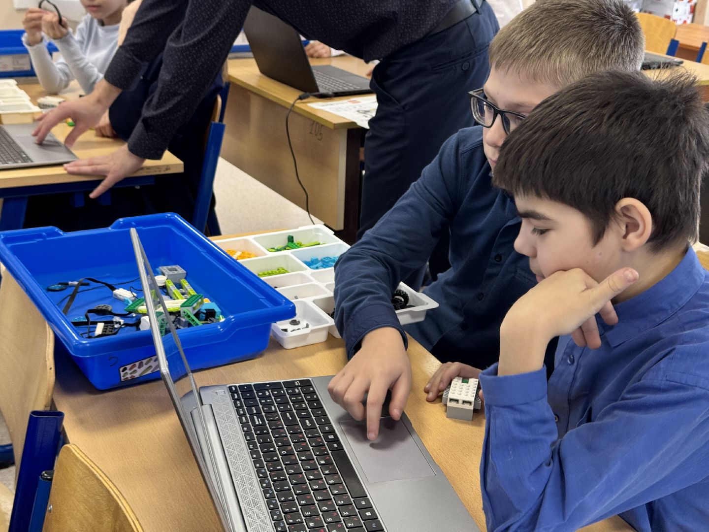 шаховская, робототехника, учитель информатики, вертикалки,