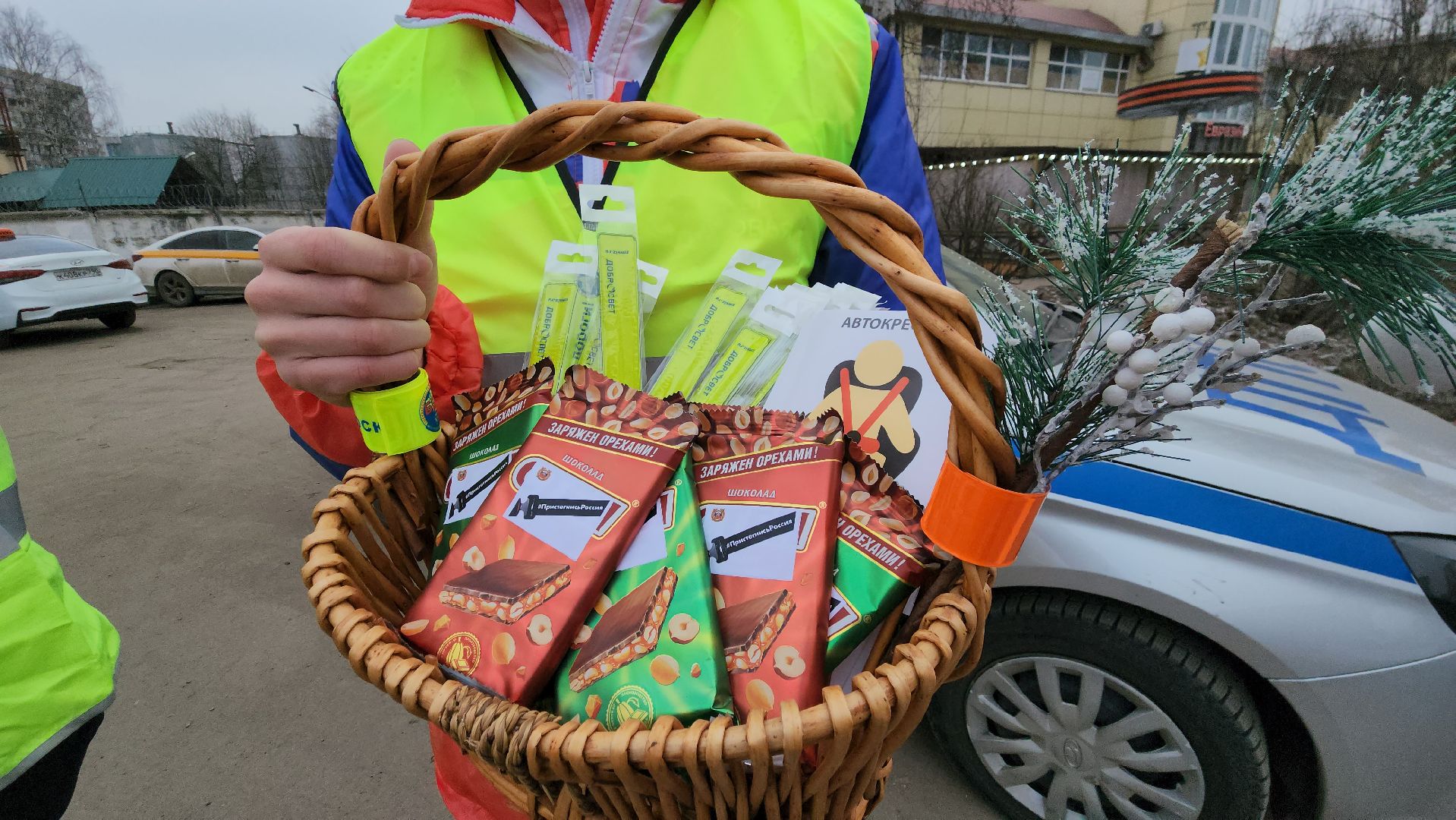 госавтоинспекция, Лобня, Ребнок в машине, вертикалки,