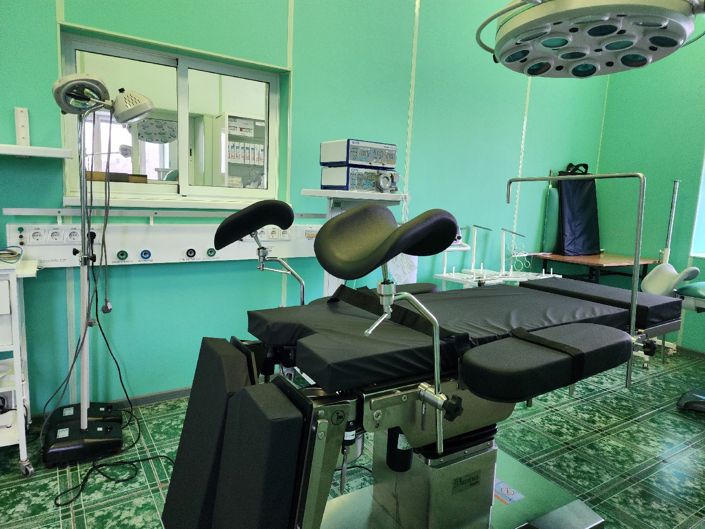 оборудование, операции, роддом, вертикалки,