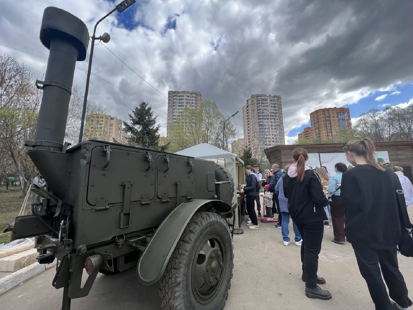 Реутов, полевая кухня, еда, гречневая каша, чай