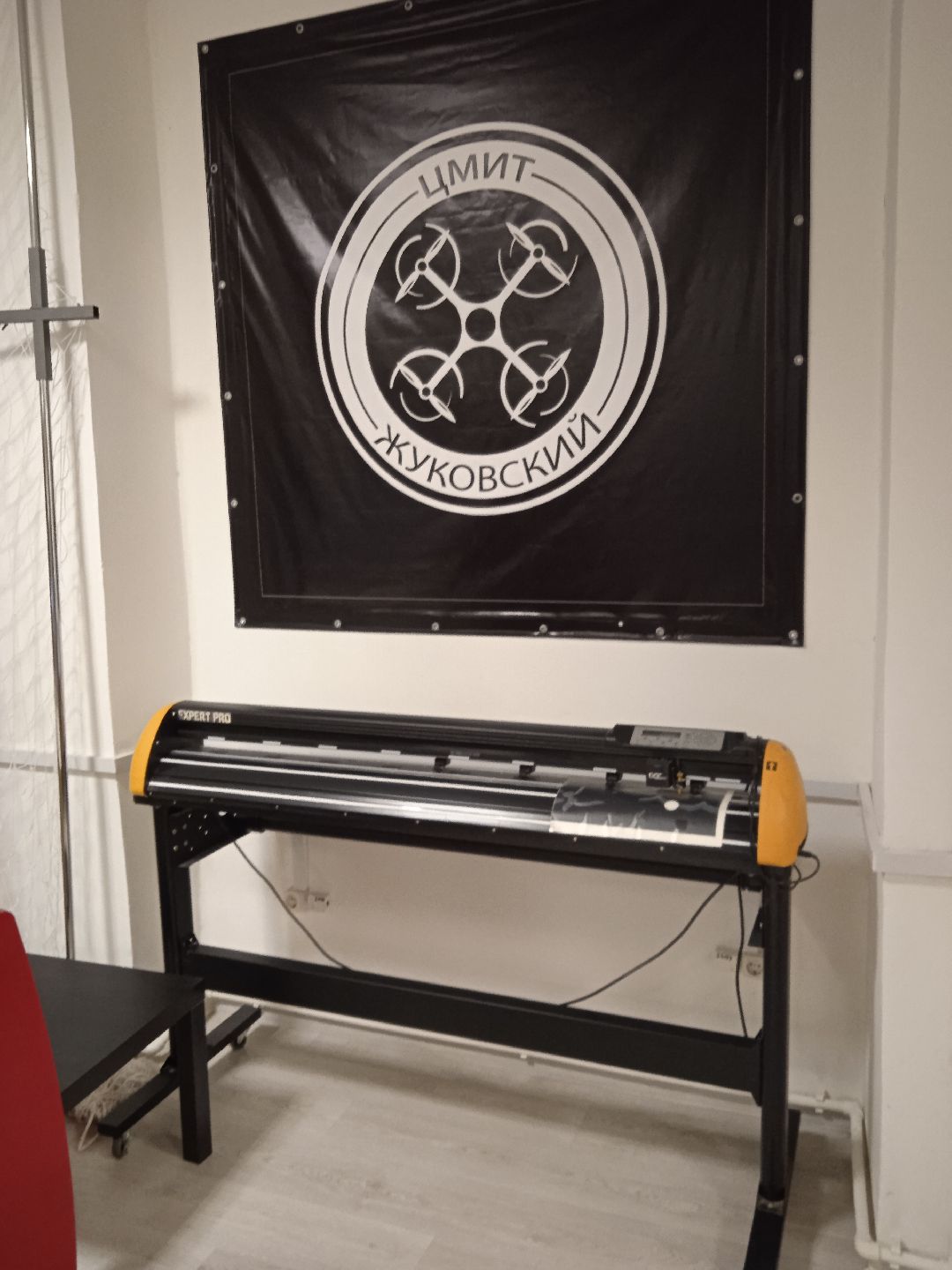 Жуковский, общество