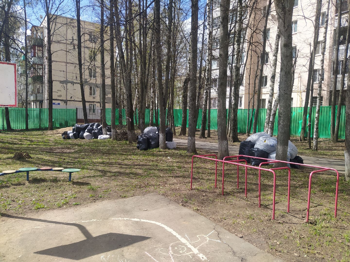 Дедовск, субботник, детский сад, уборка