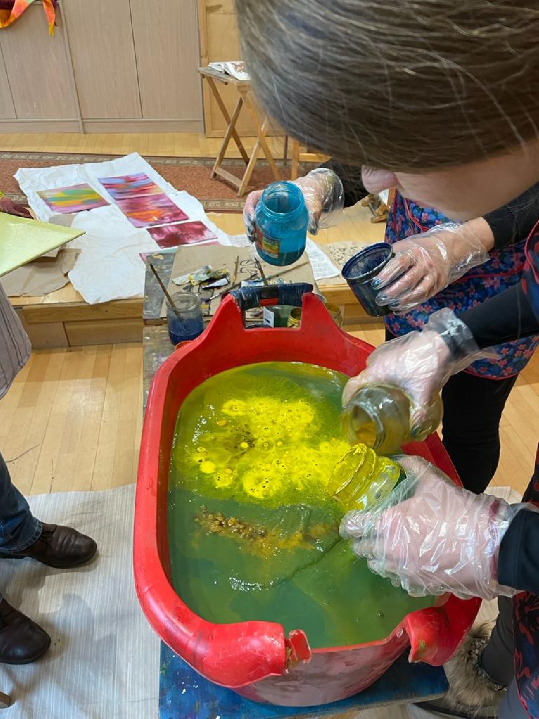 Жуковский, общество