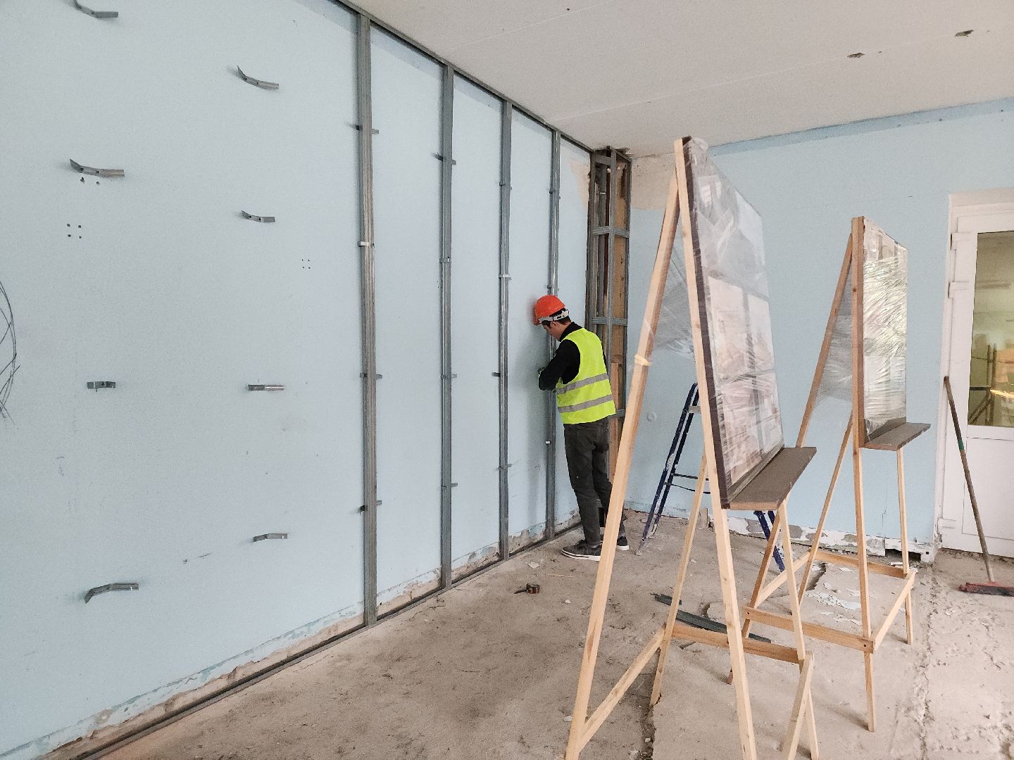 вертикалки, капремонт, гимназия подольских курсантов,ремонт школы,