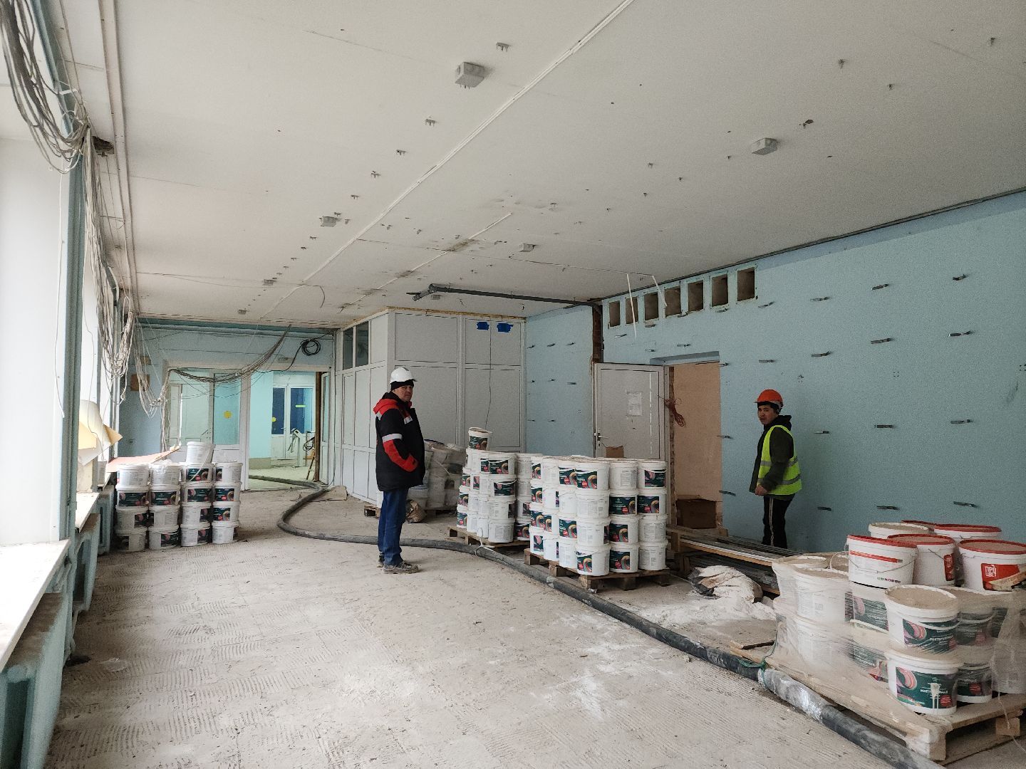 вертикалки, капремонт, гимназия подольских курсантов,ремонт школы,