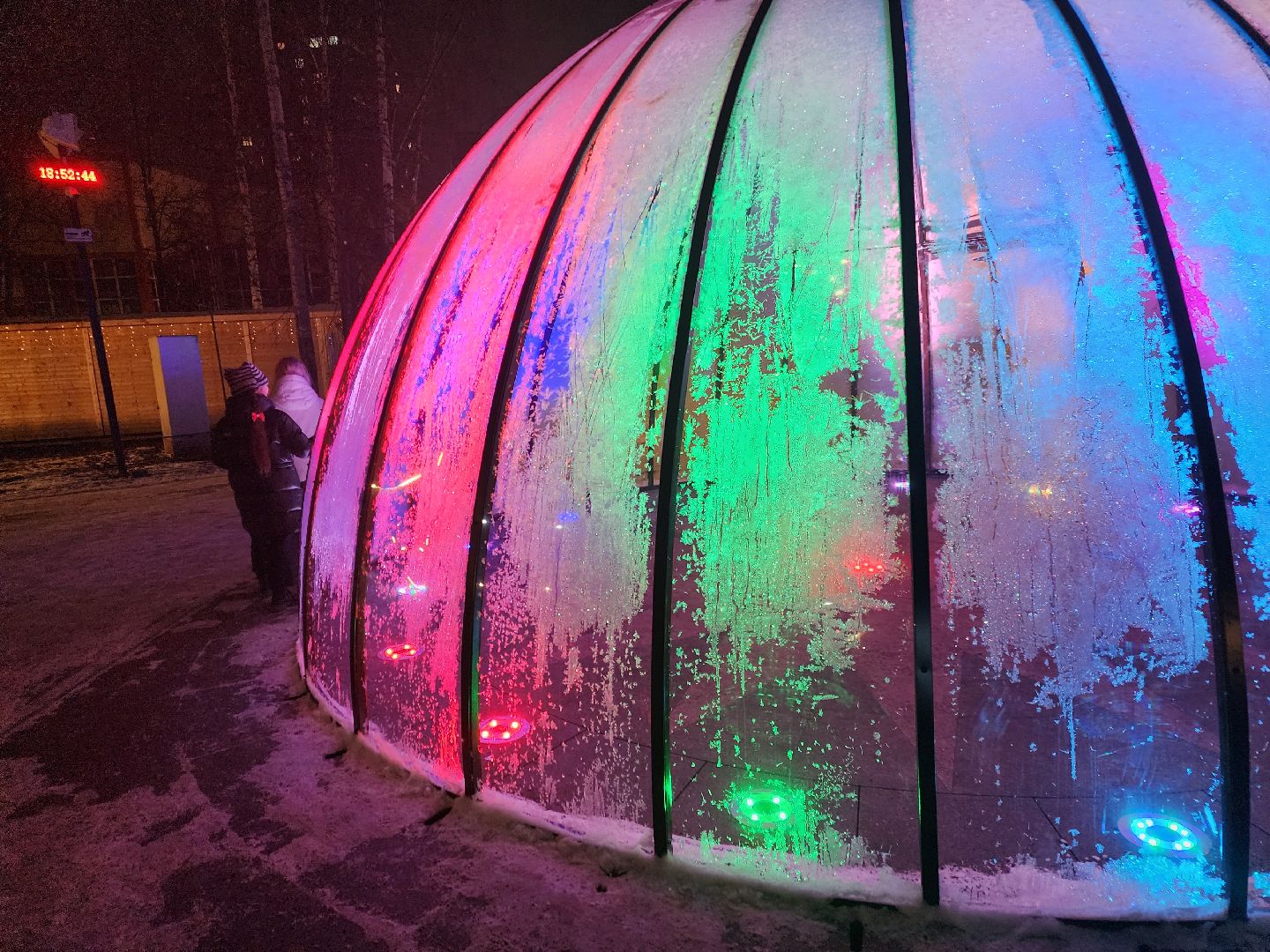 долгопрудный, центральный парк, фонтан, купол, арт-объект, ночное освещение, вертикалки,