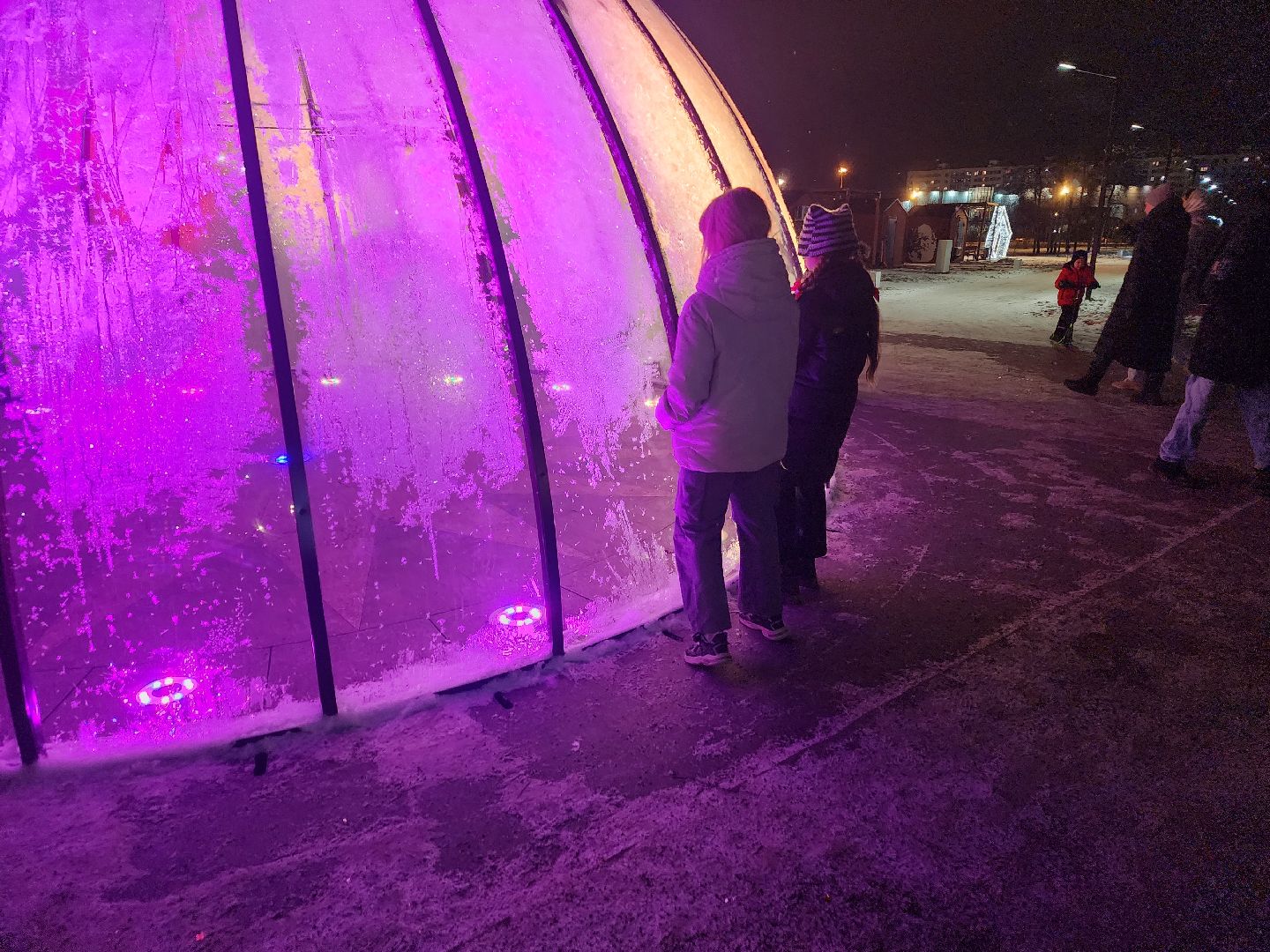 долгопрудный, центральный парк, фонтан, купол, арт-объект, ночное освещение, вертикалки,