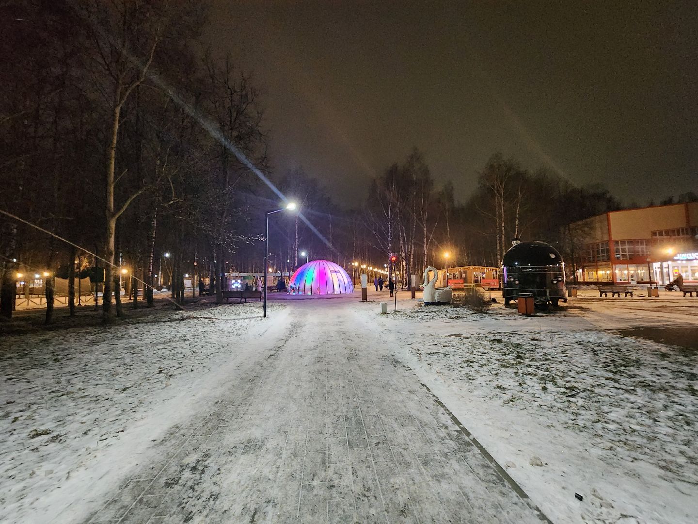 долгопрудный, центральный парк, фонтан, купол, арт-объект, ночное освещение, вертикалки,