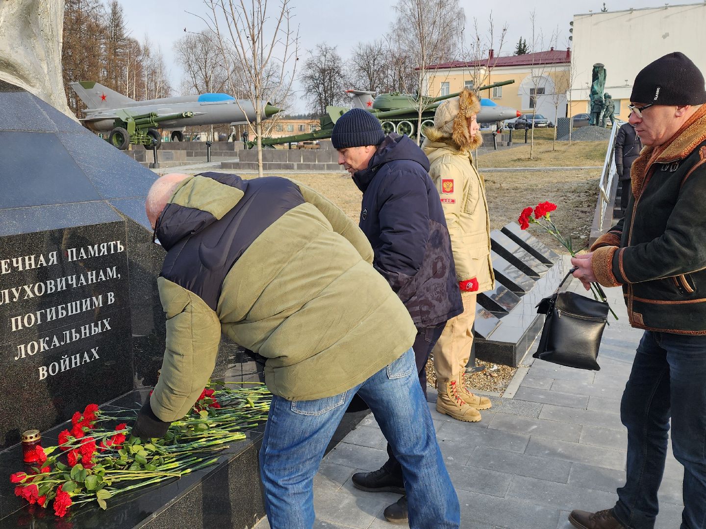 вертикалки, луховицы, митинг памяти, аллея славы, афганистан,