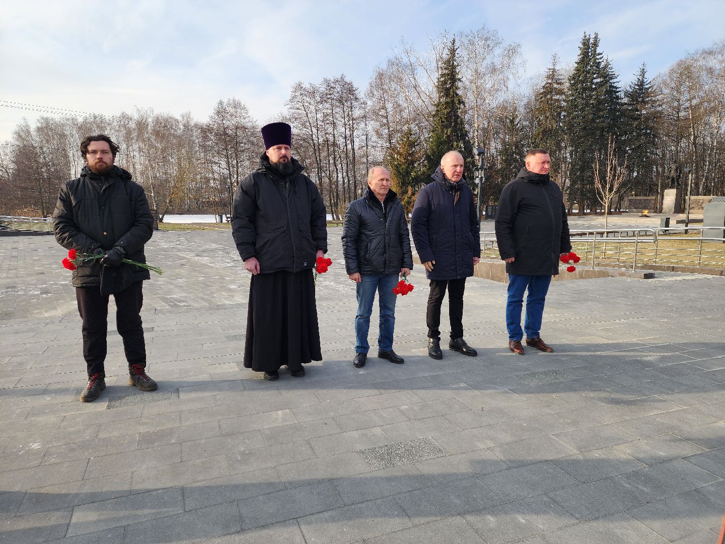 вертикалки, луховицы, митинг памяти, аллея славы, афганистан,