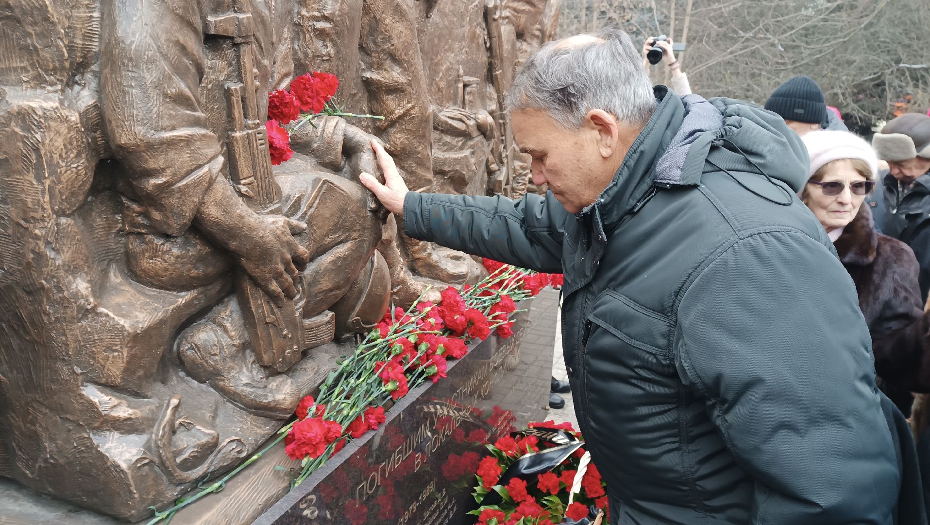 боевое братство, юнармейцы, молодая гвардия, возложение цветов, минута молчания,
