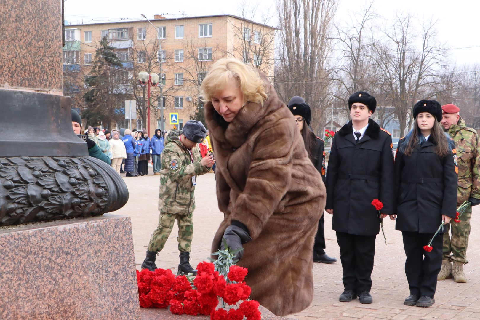 125 лет Чуйкову, Серебряные Пруды, возложение, сталинградская битва, маршал чуйков, внук маршала чуйкова, внук маршала баграмяна, площадь чуйкова,