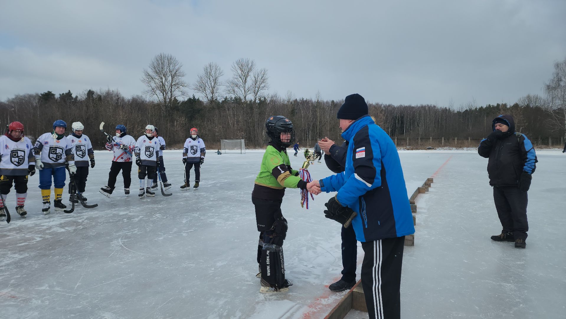 хоккей с мячом, товарищеский матч, спорт, балашиха, криогенмаш,