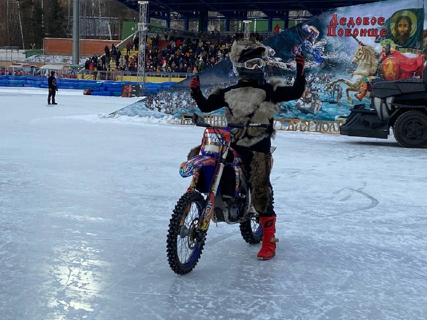 спидвей, чемпионатросссиипоспидвею, спидвейчемпионатроссии, спидвейвзорком, стадионзоркий, хирург, александрзалдастанов, ночныеволки, дмитрийволков, мото, мотогонки,