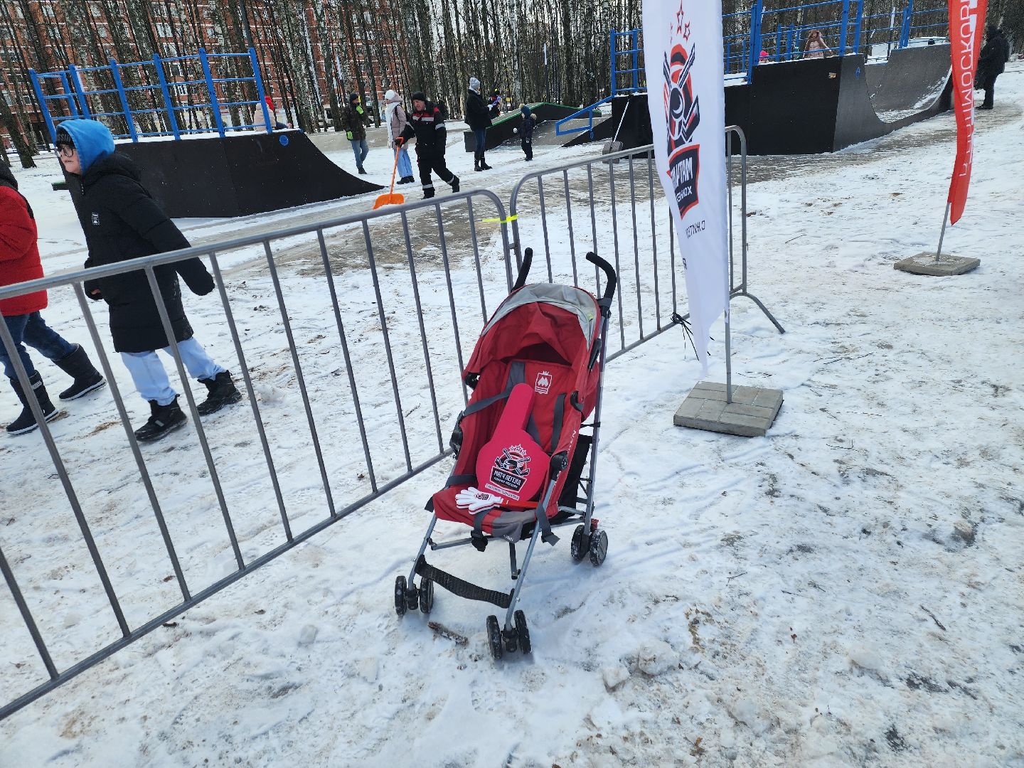 лобня, хоккей в валенках, выходи во двор, легенды хоккея, Якушев, Касатонов, вертикалки,огненный буллит,