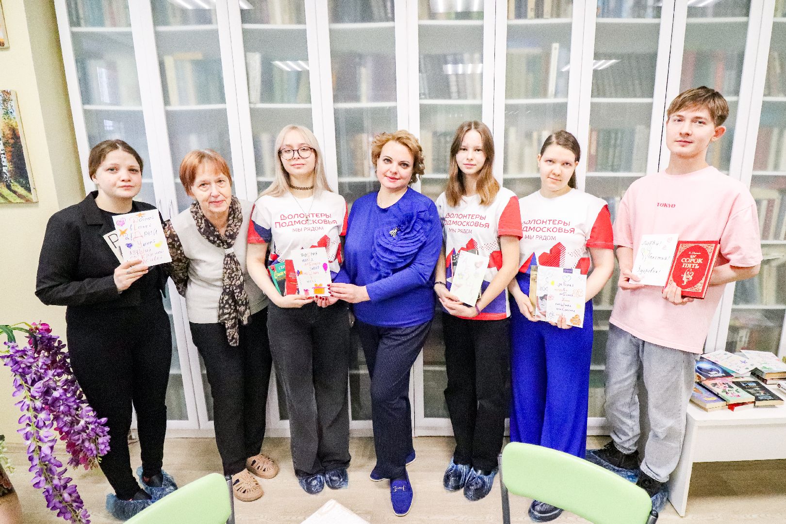 Клин, общество, день дарения книг, волонтеры, вертикалки,