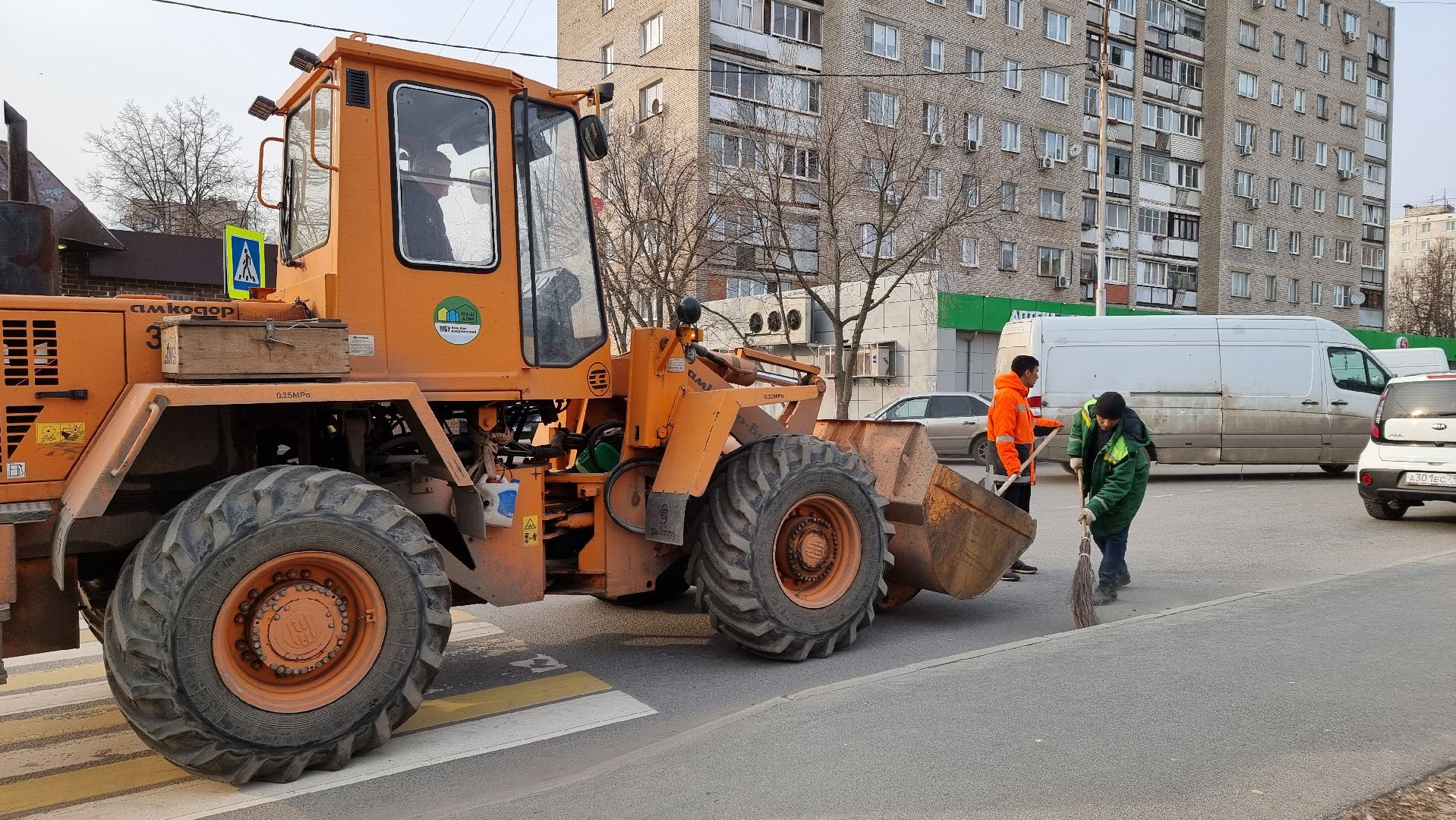 уборка города, дзержинский, жкх,