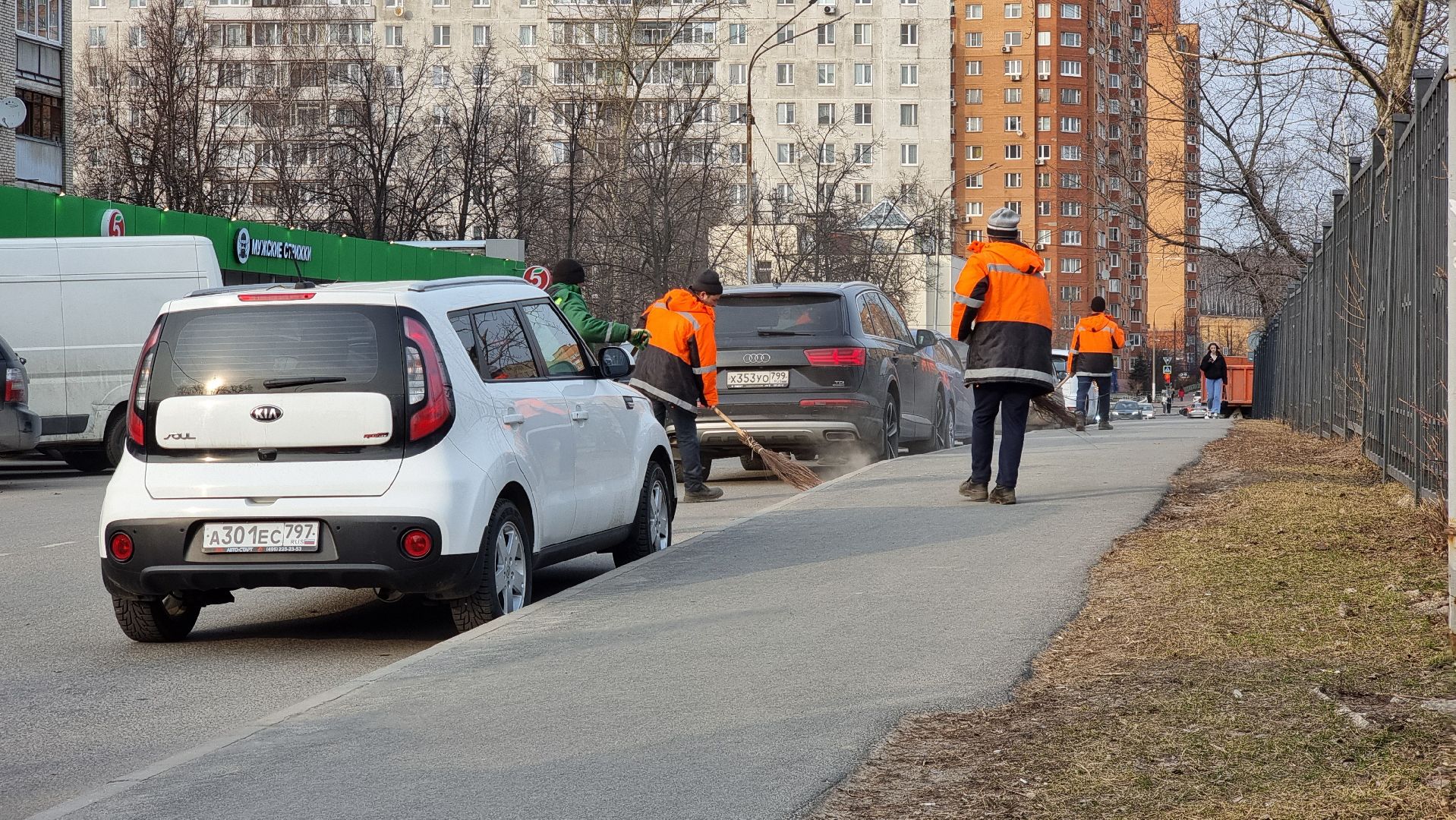 уборка города, дзержинский, жкх,