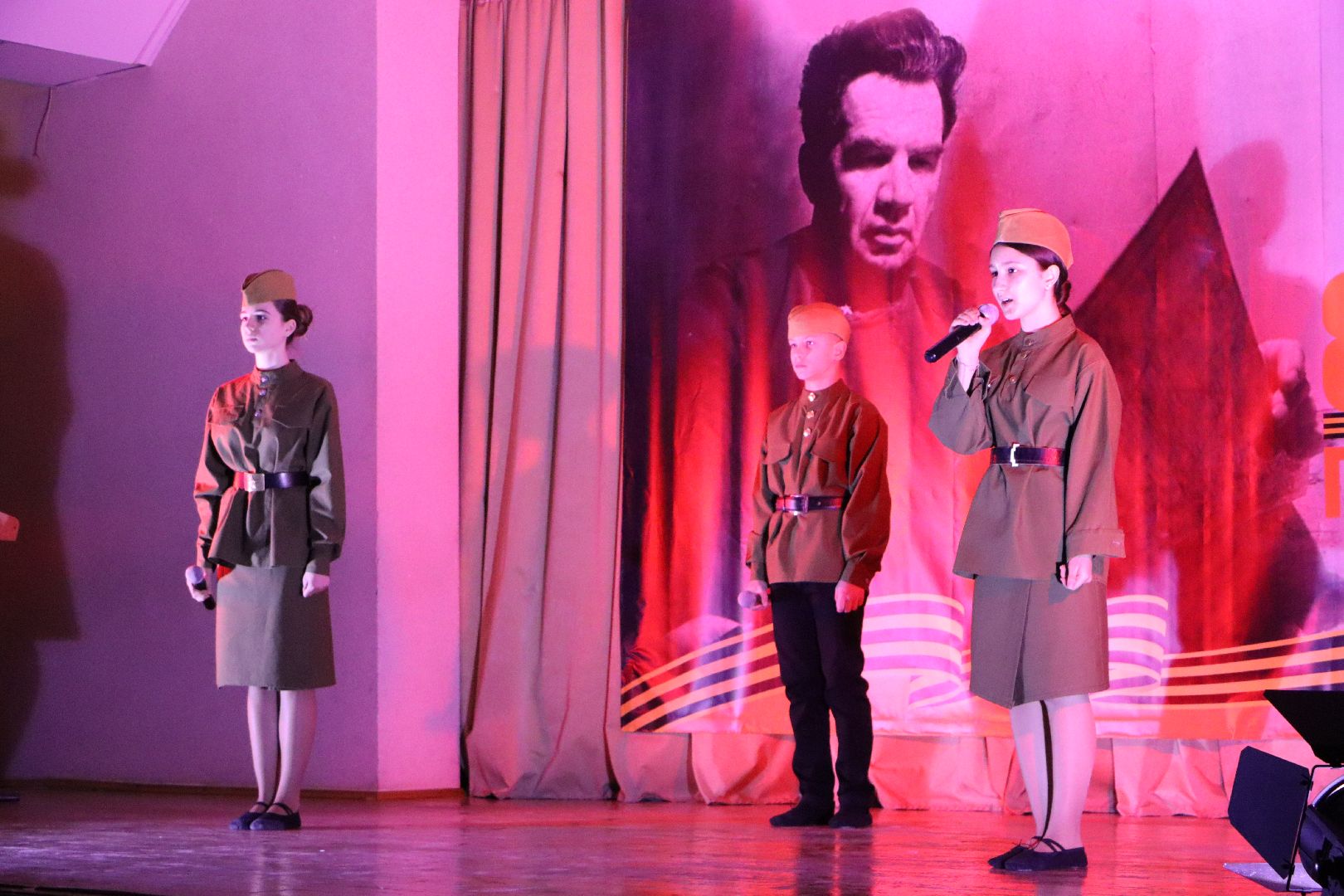 серебряные пруды, маршал чуйков, 125 лет чуйкову, 82-ая годовщина сталинградской битвы, конференция,