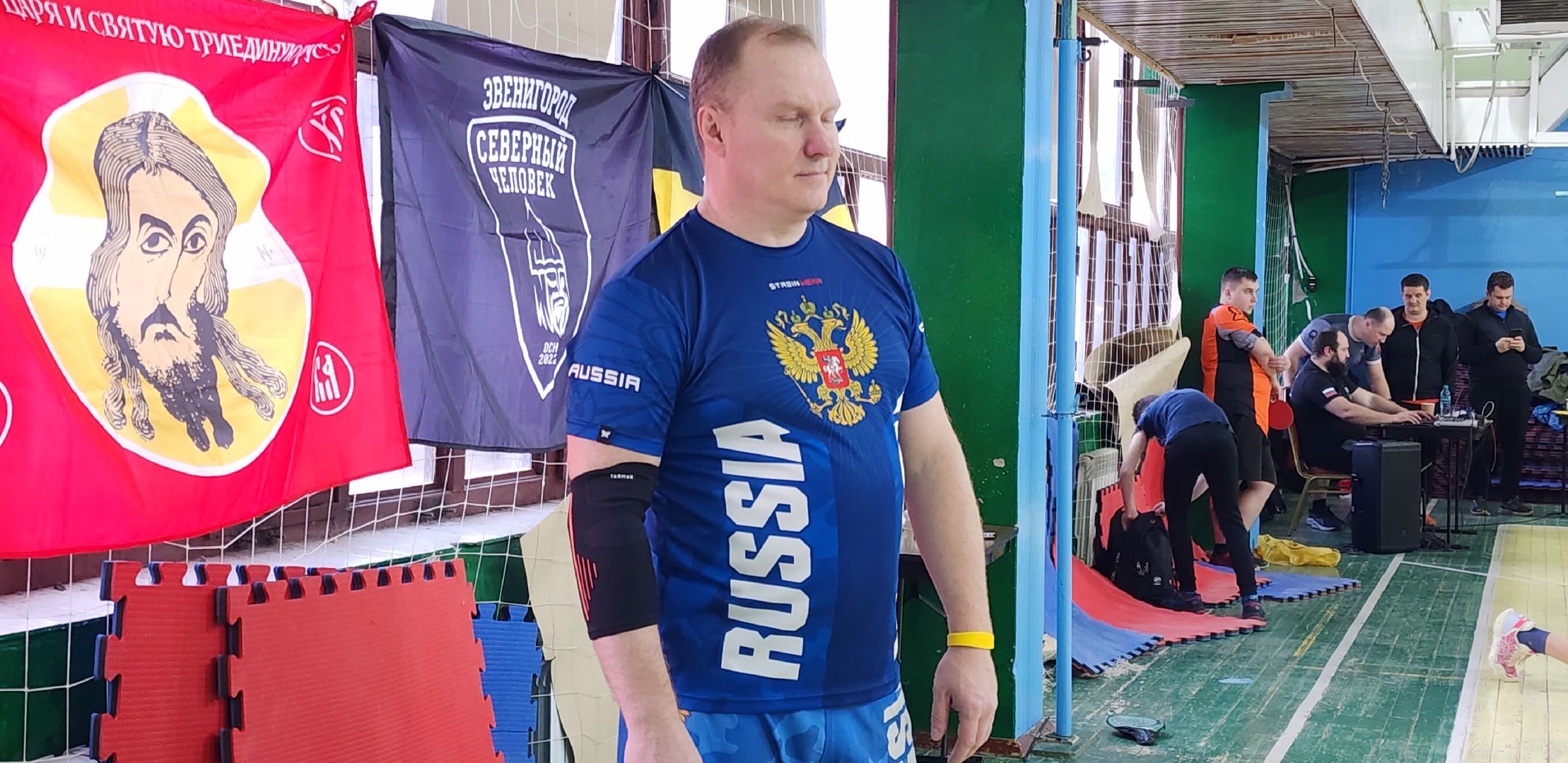 вертикалки, спорт, теннис для взрослых и детей,Спорт в Звенигороде,