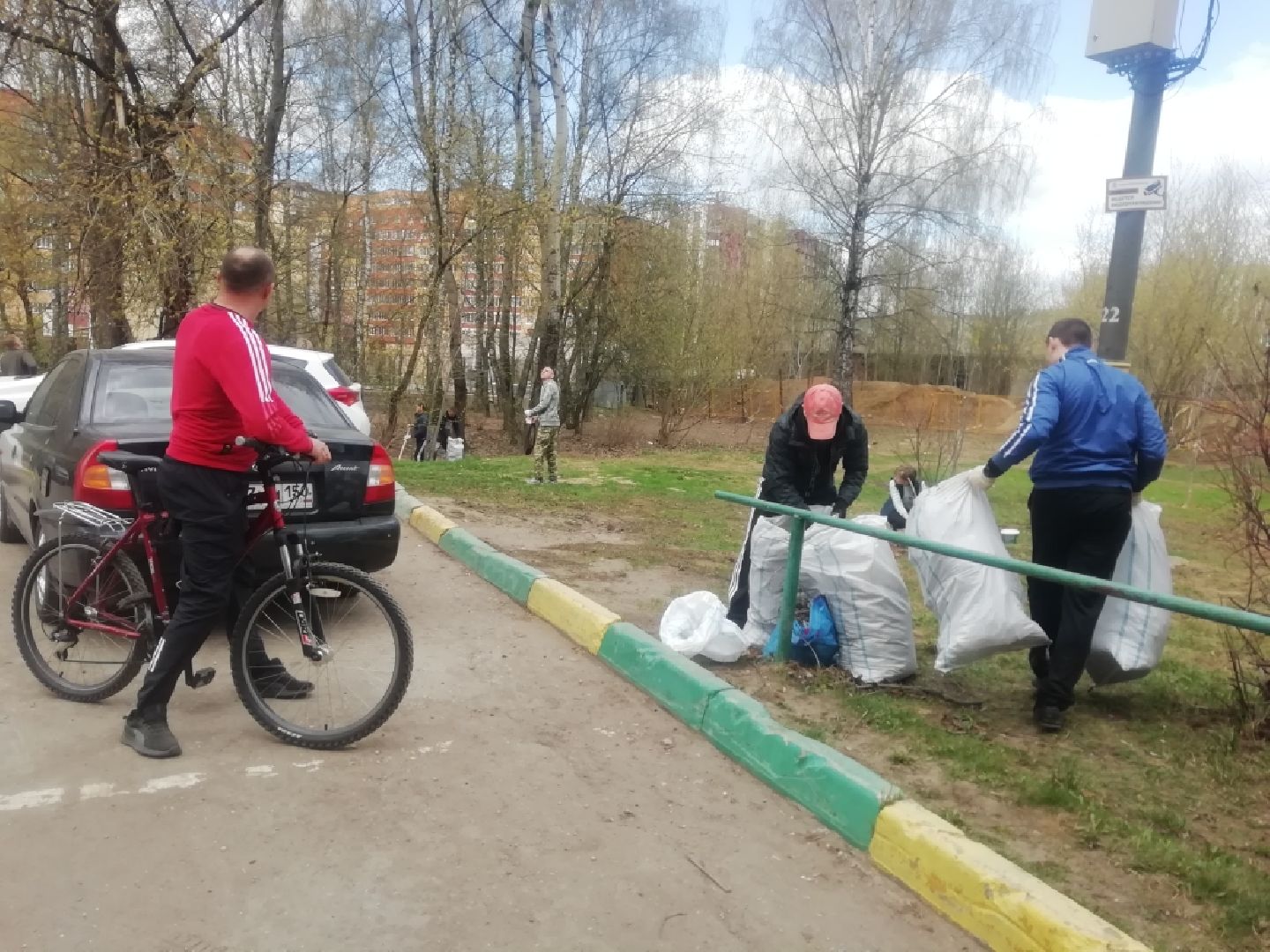 Звенигород, благоустройство, сквер, субботник, придомовые территории