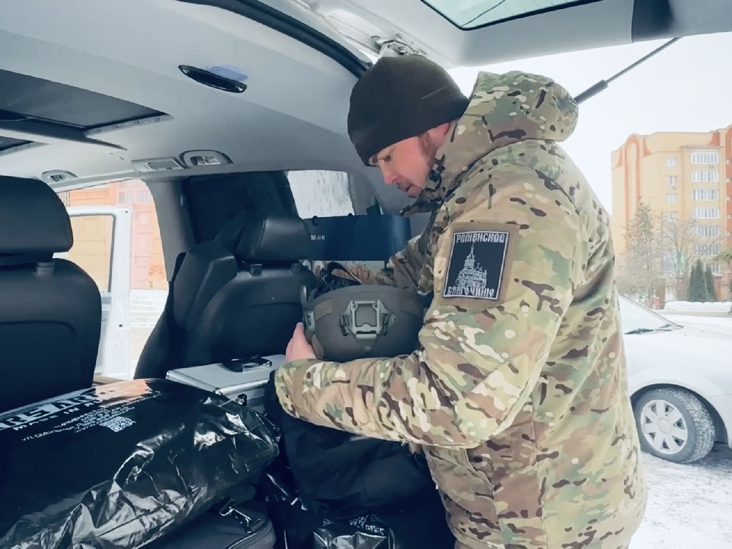 раменское, защитники отечества, сво, троицкий храм раменское, волонтеры, гуманитарная помощь,