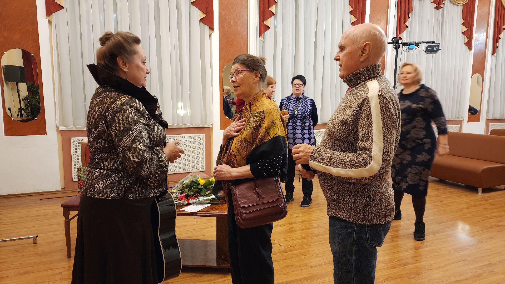 пушкино, гитара, певица, песни под гитару,музыкальные вечера,вертикалки, дом культуры,романсы,