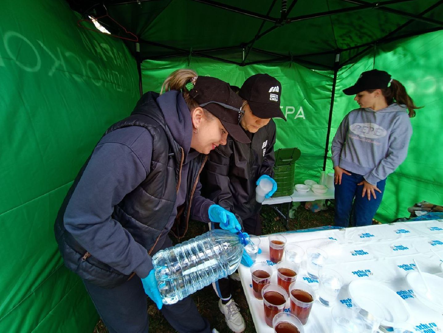 Можайск, Можайский городской округ, Подмосковье, субботник, солдатская каша, чай, уборка территории, жители