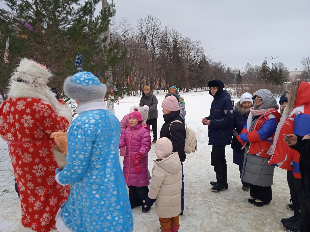 Жуковский, общество