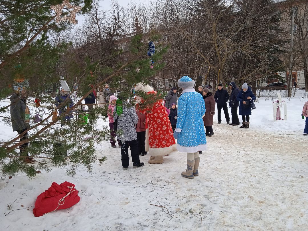 Жуковский, общество