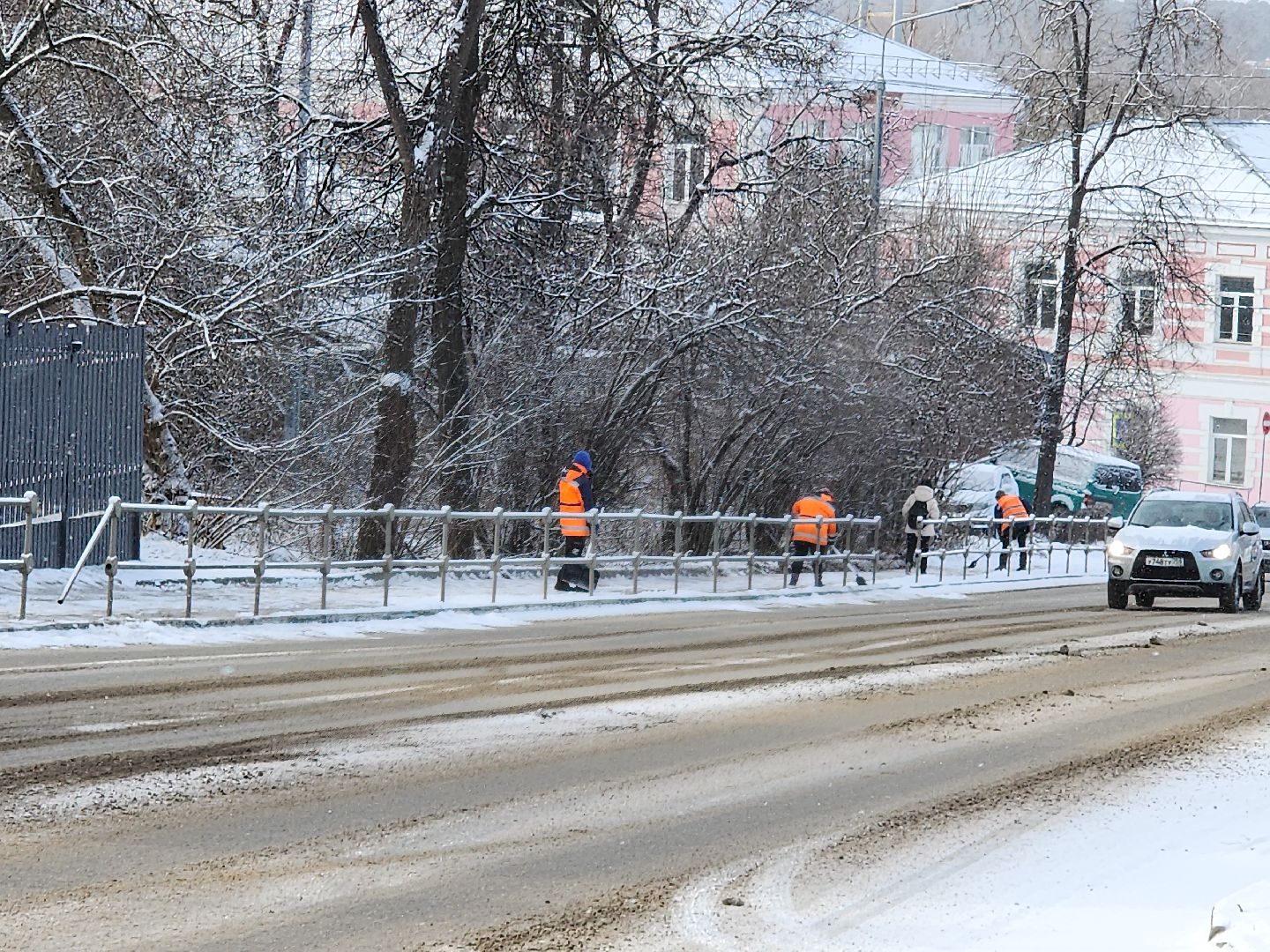 серпухов, Подмосковье, Уборка снега,